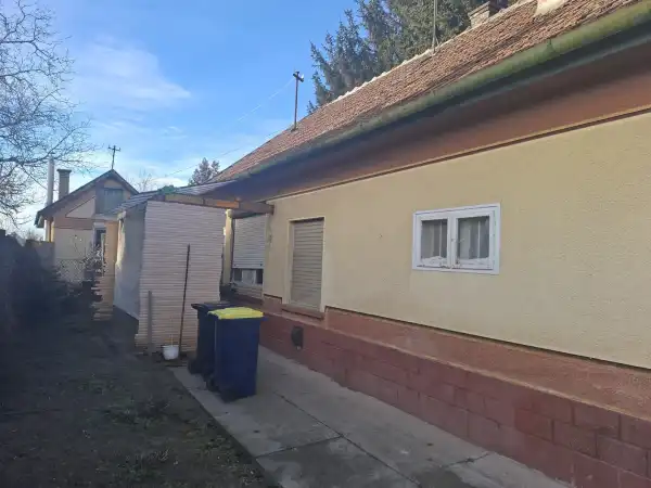 Eladó családi ház, Albertirsa 2 szoba 50 m² 27.5 M Ft