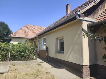 Eladó családi ház, Pilis 2 szoba 134 m² 62.5 M Ft