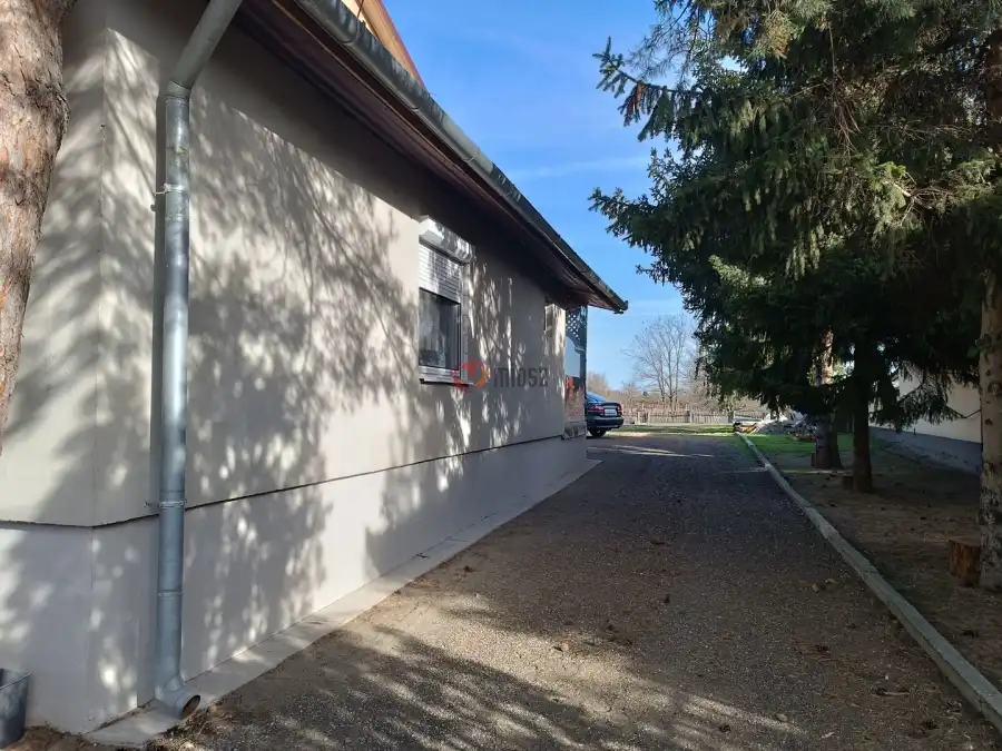 eladó családi ház, Táborfalva