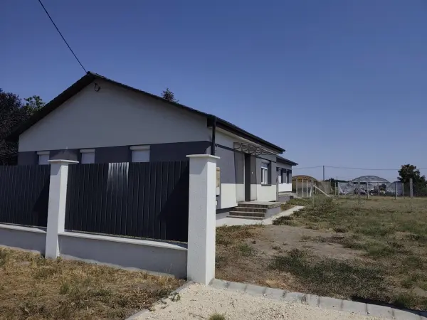 Eladó családi ház, Tiszakécske 3 szoba 86 m² 64.9 M Ft