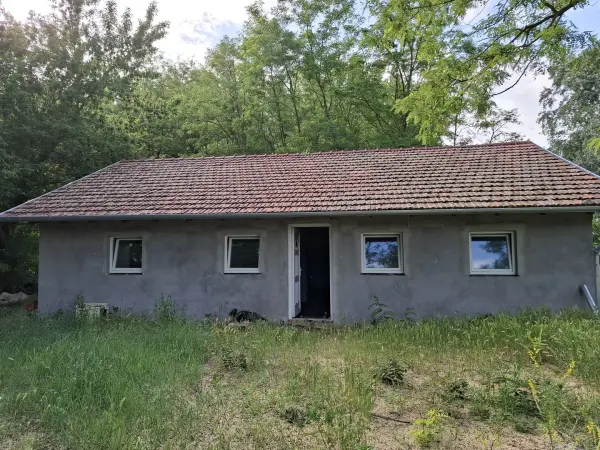 Eladó tanya, Albertirsa 2 szoba 73 m² 31.5 M Ft